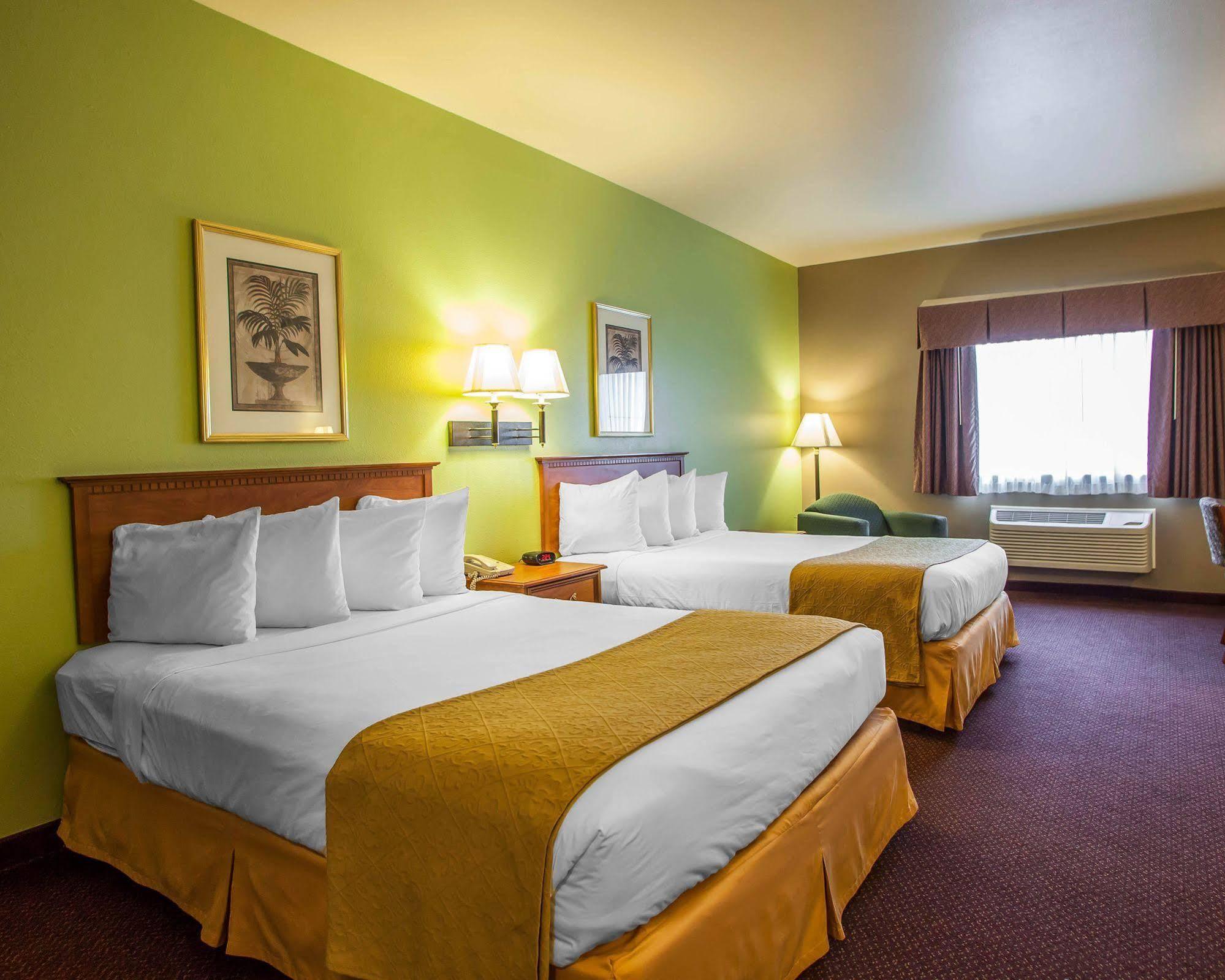 Quality Inn & Suites Hannibal Zewnętrze zdjęcie