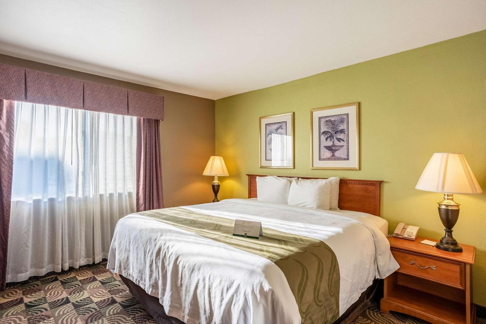 Quality Inn & Suites Hannibal Zewnętrze zdjęcie