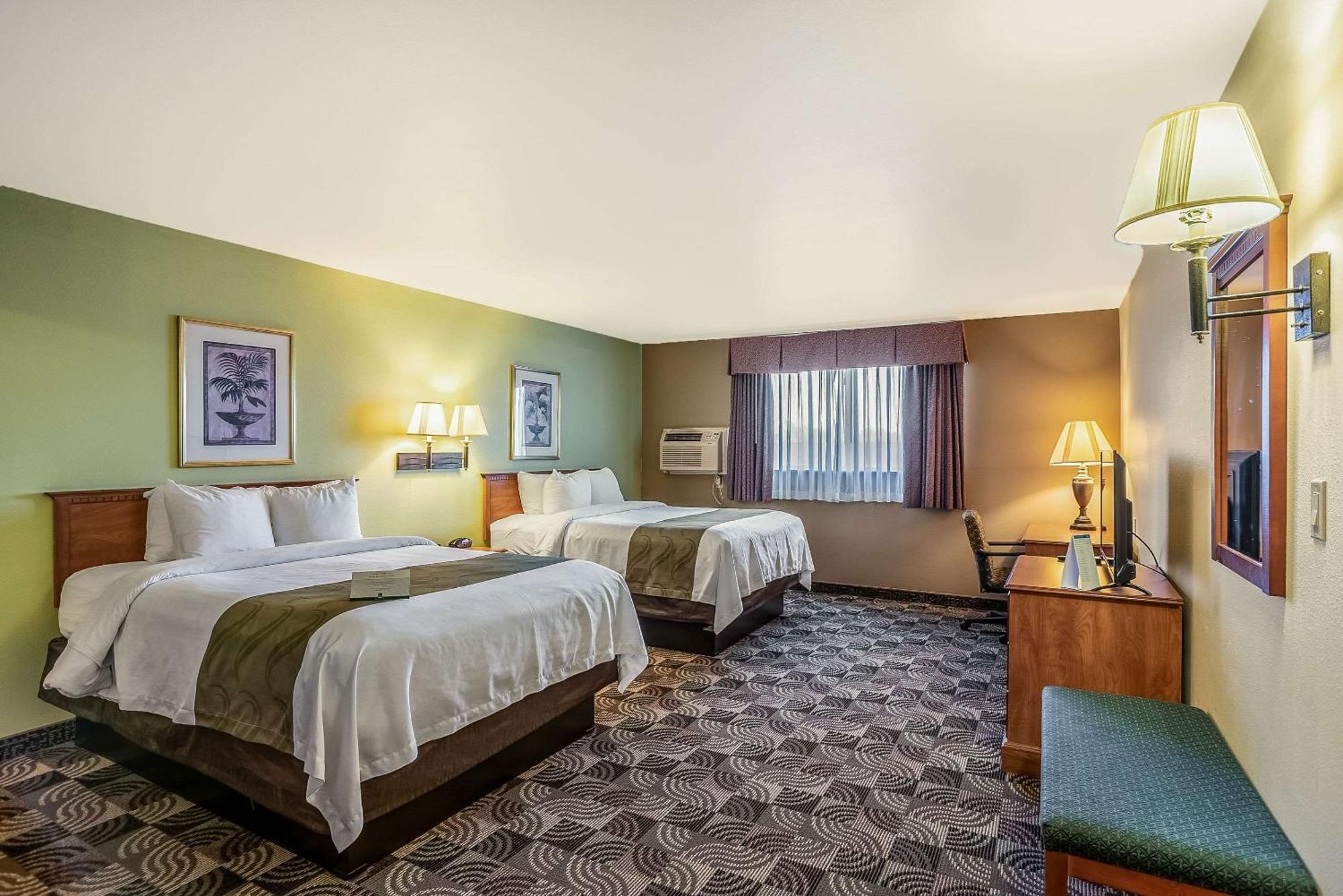 Quality Inn & Suites Hannibal Zewnętrze zdjęcie